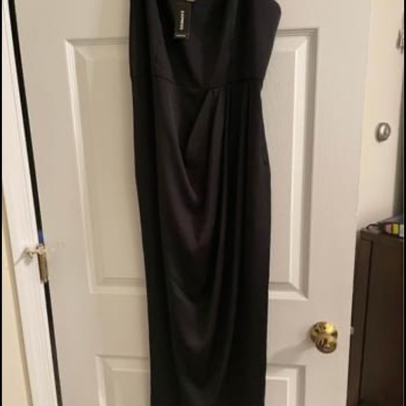 Express black tulip satin midi. size 10. BNWT - Picture 4 of 5